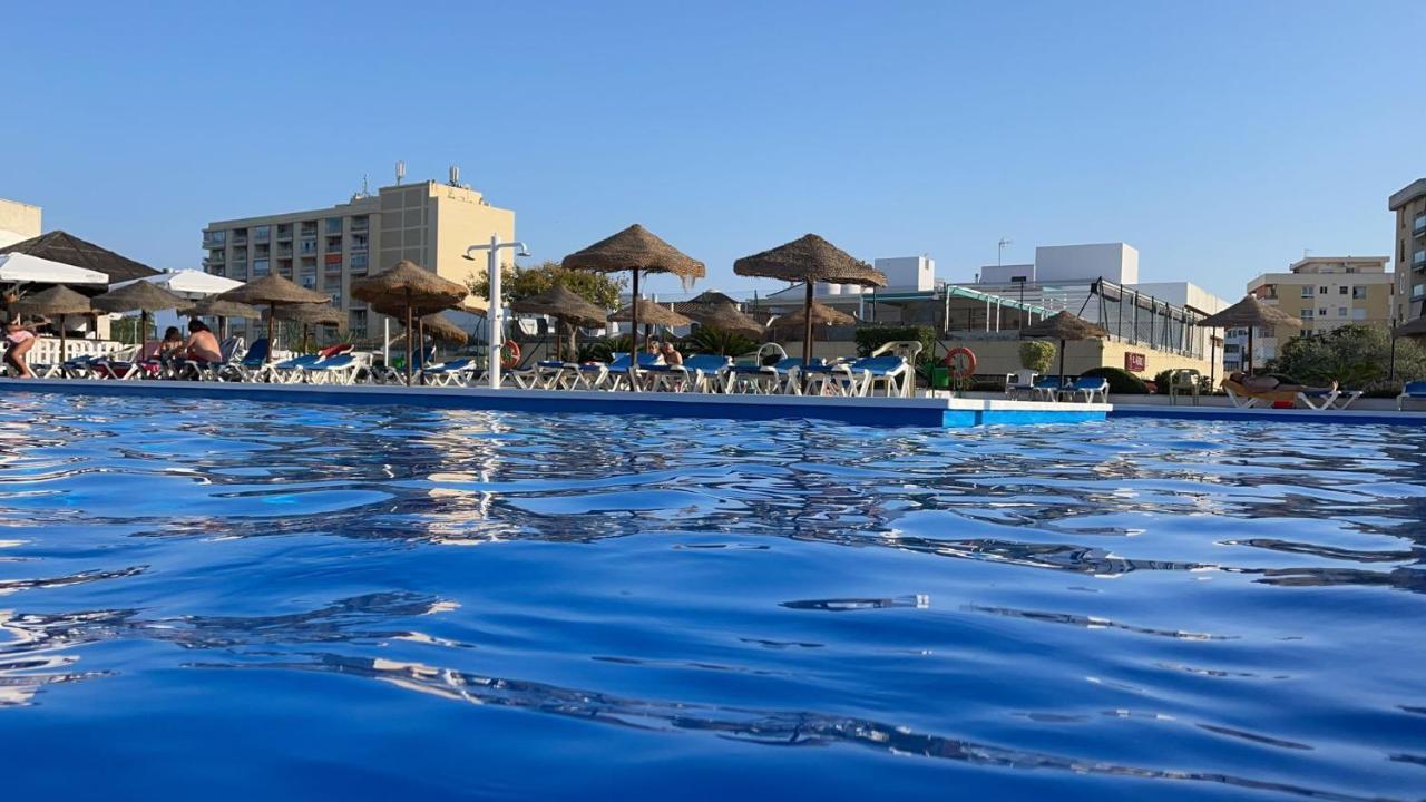 Apartamento Con Vista Al Mar En La Mitica Nogaler Torremolinos Dış mekan fotoğraf